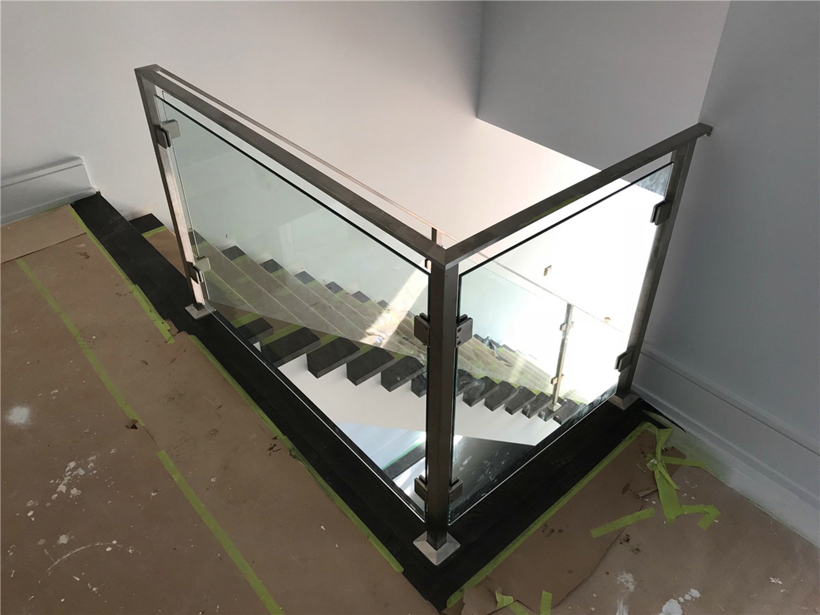 SS Frame with Glass